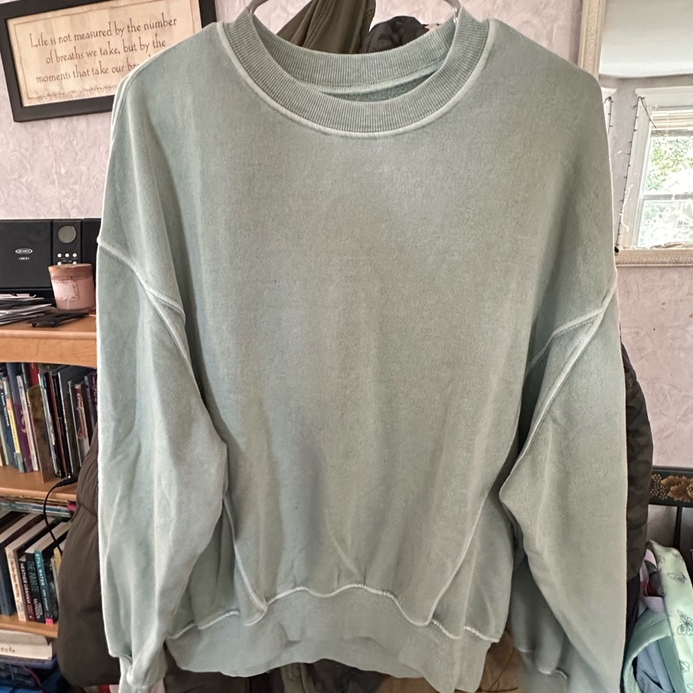 Crewneck sweatshirt